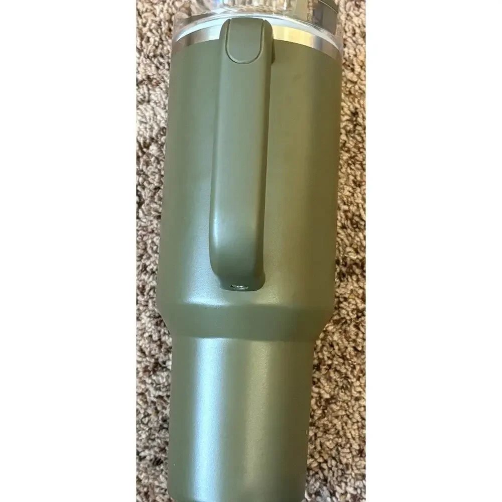 Stanley Quencher H2.0 FlowState 40oz Tumbler Cup Peat Moss Matte Olive Green EUC